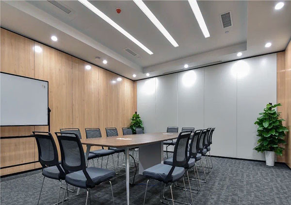 ��ľ�Ƹ�Ĥ�ְ��ڽ���װ�ε�����